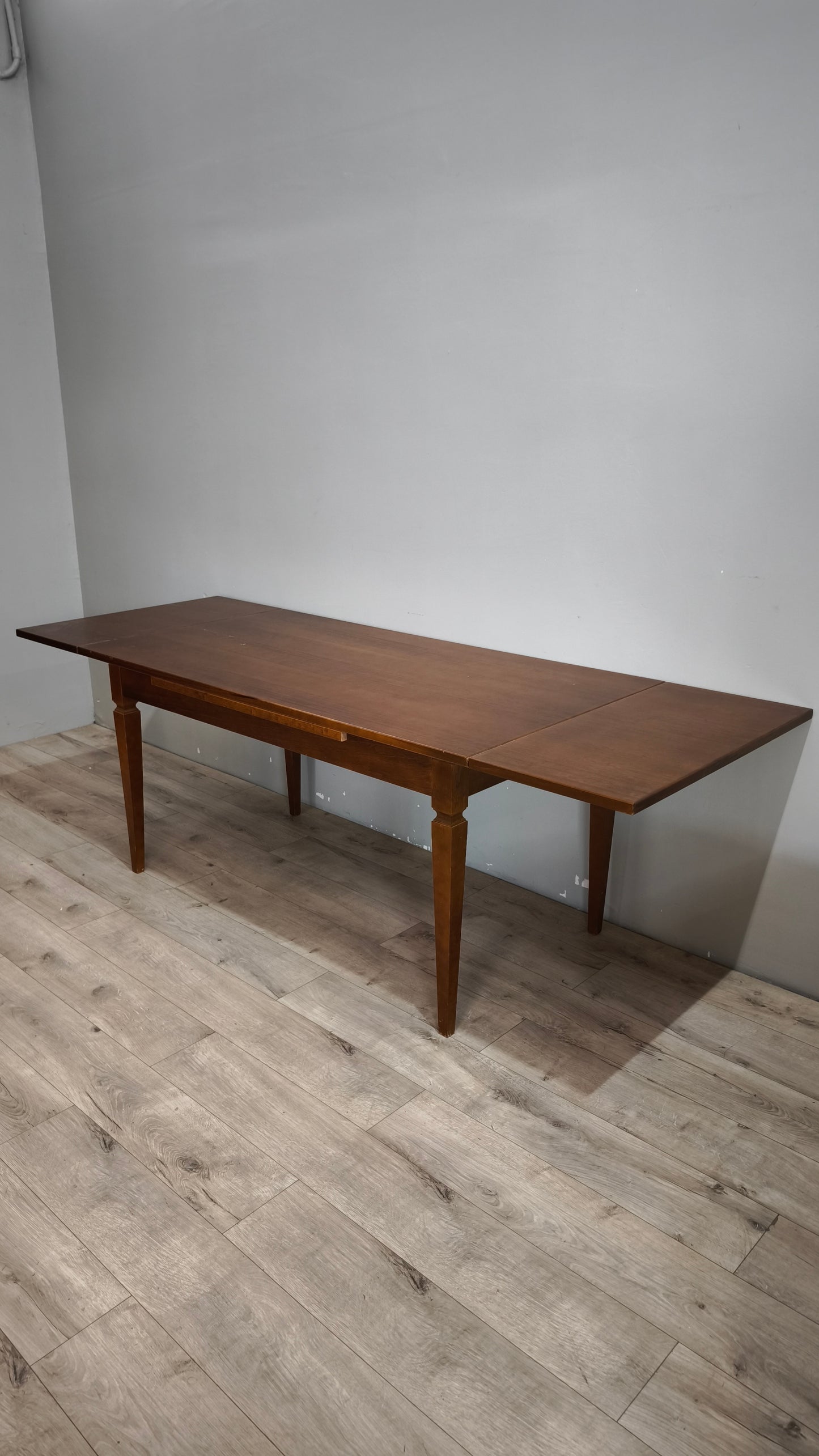 92844 Tavolo allungabile con piano rettangolare