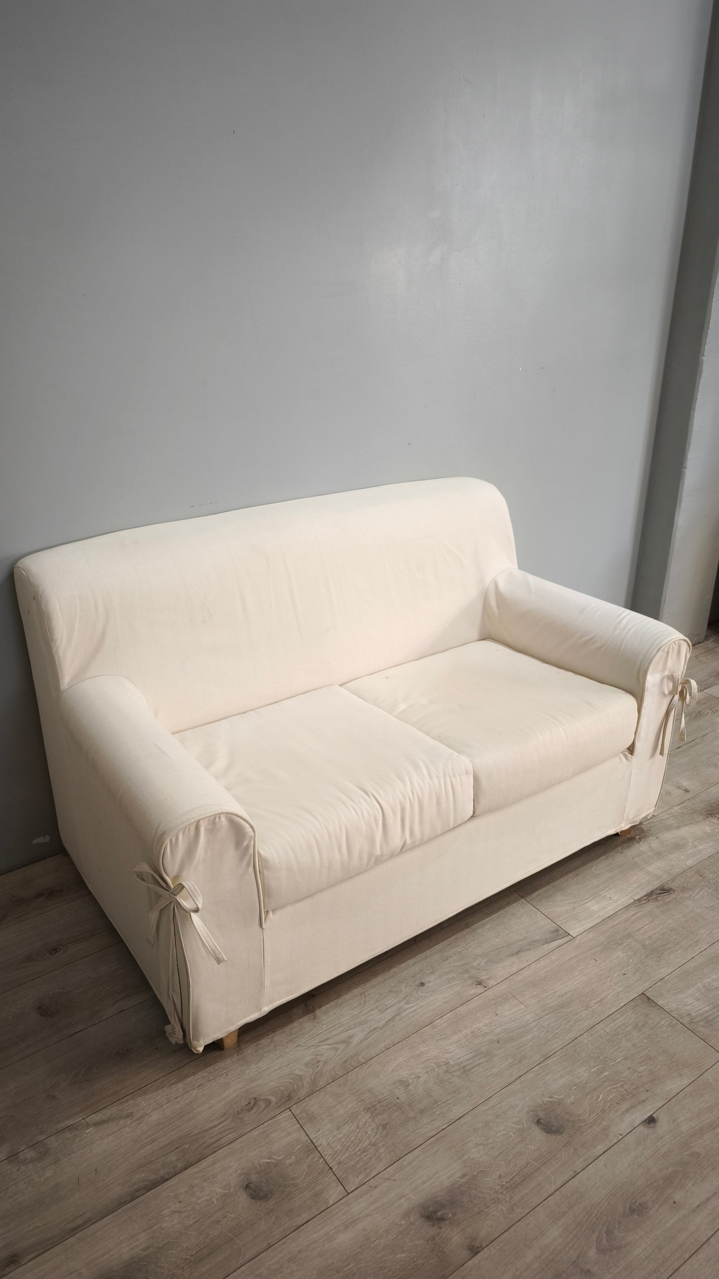 92855 Divano due posti in tessuto bianco