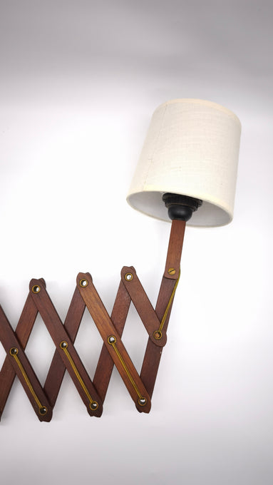 92862 Lampada estensibile in legno