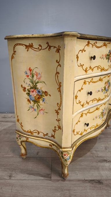 92990 Comò dipinto in stile veneziano