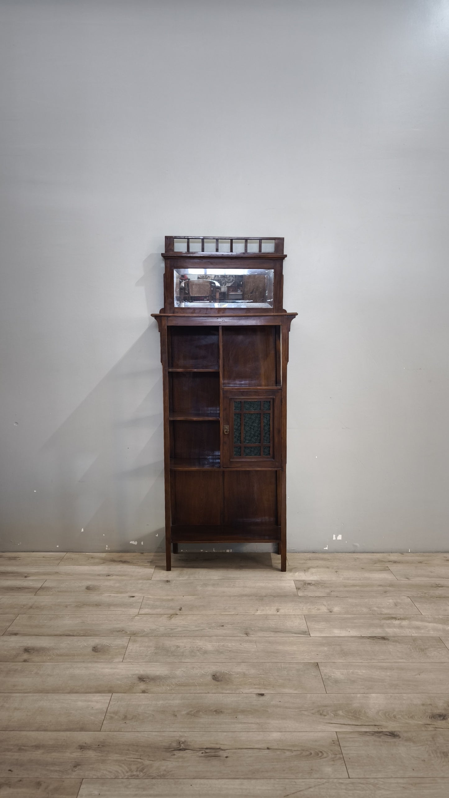 93008 Vetrinetta in legno stile Liberty