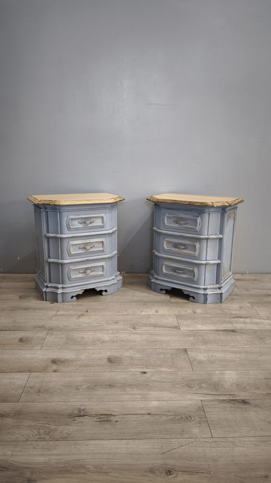 93018 Coppia comodini verniciati con piano in legno
