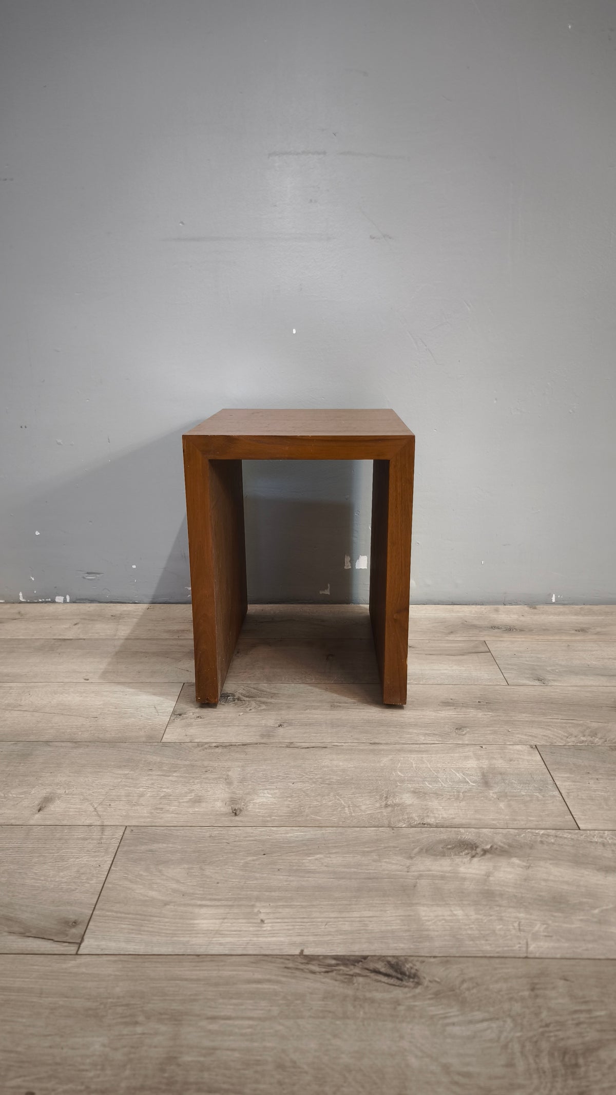 93094 Tavolino d'appoggio in legno