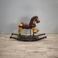 93051 Cavallo a dondolo vintage in legno