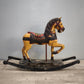 93051 Cavallo a dondolo vintage in legno
