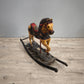 93051 Cavallo a dondolo vintage in legno