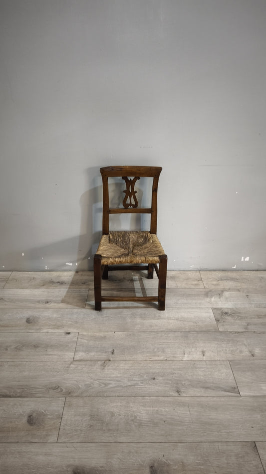 93107 Sedia singola in legno e seduta in paglia