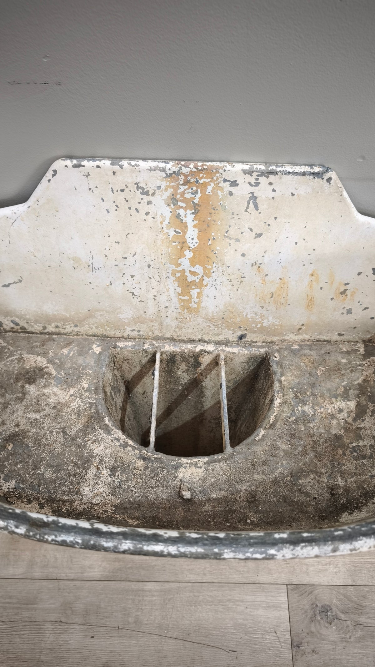 93101 Lavandino anni '20 in lamiera smaltata