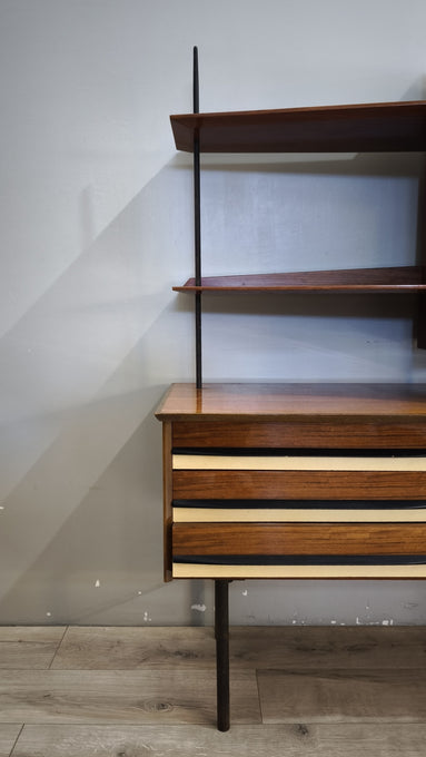 93123 Credenza anni '60 con libreria sfalzata