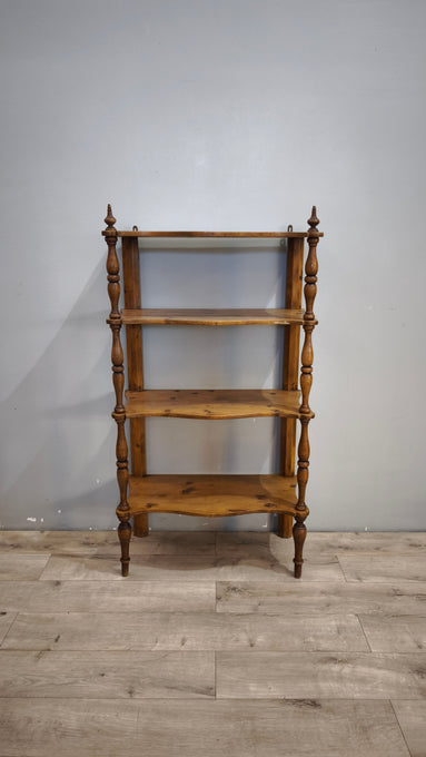 93124 Étagère in legno massello con quattro ripiani