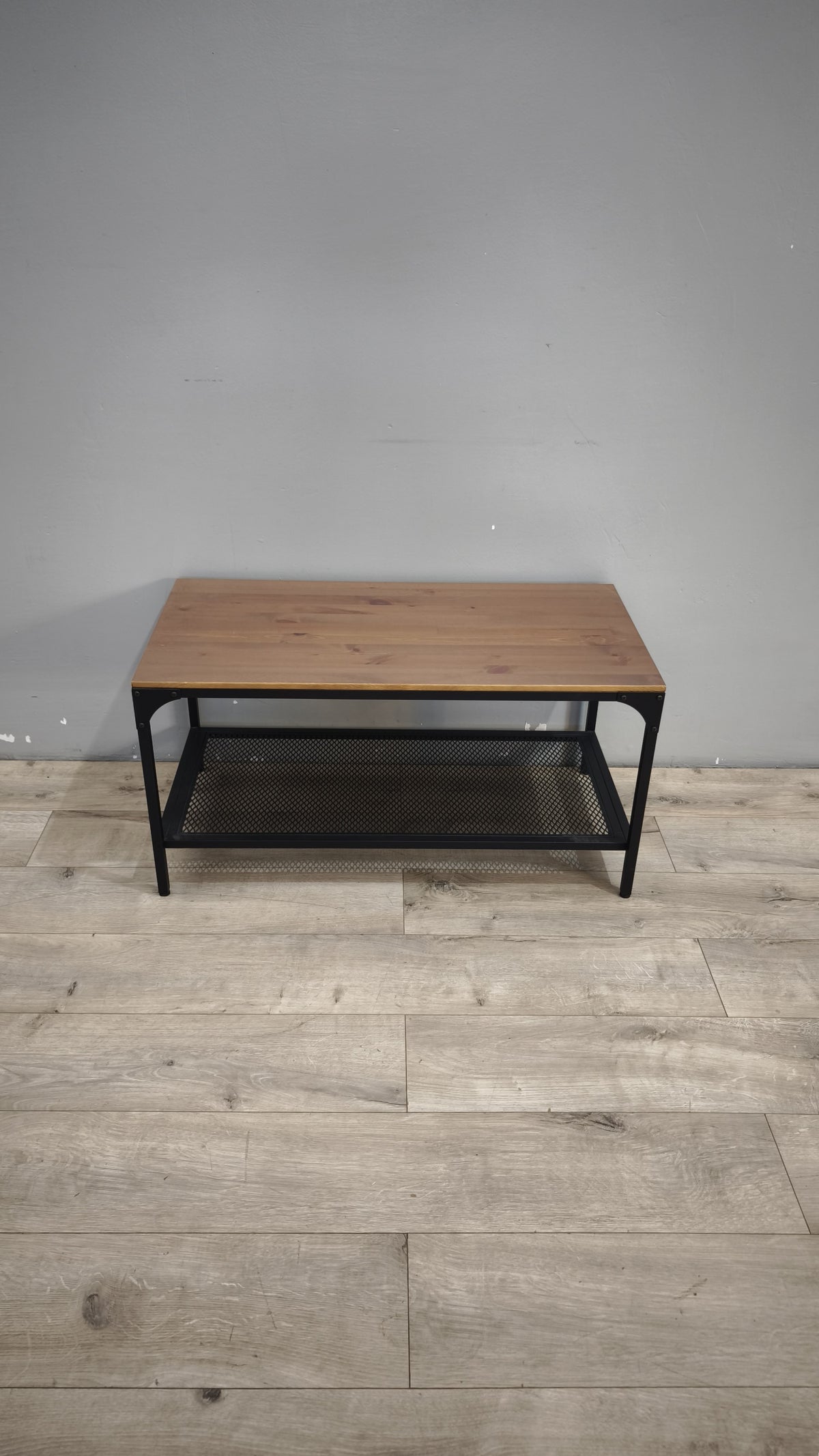 93002 Tavolo da salotto Fjallnbo Ikea