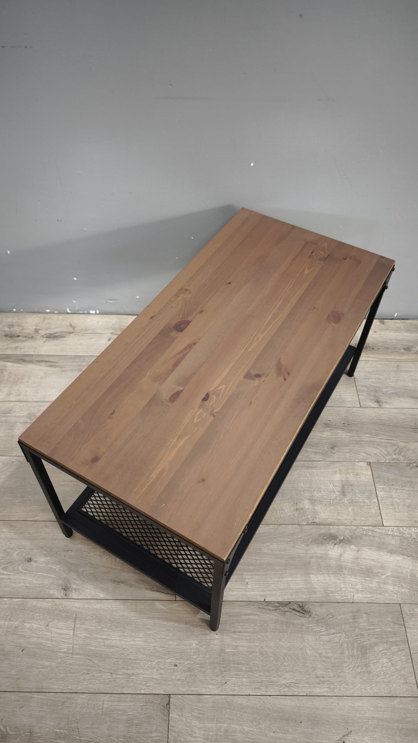93002 Tavolo da salotto Fjallnbo Ikea
