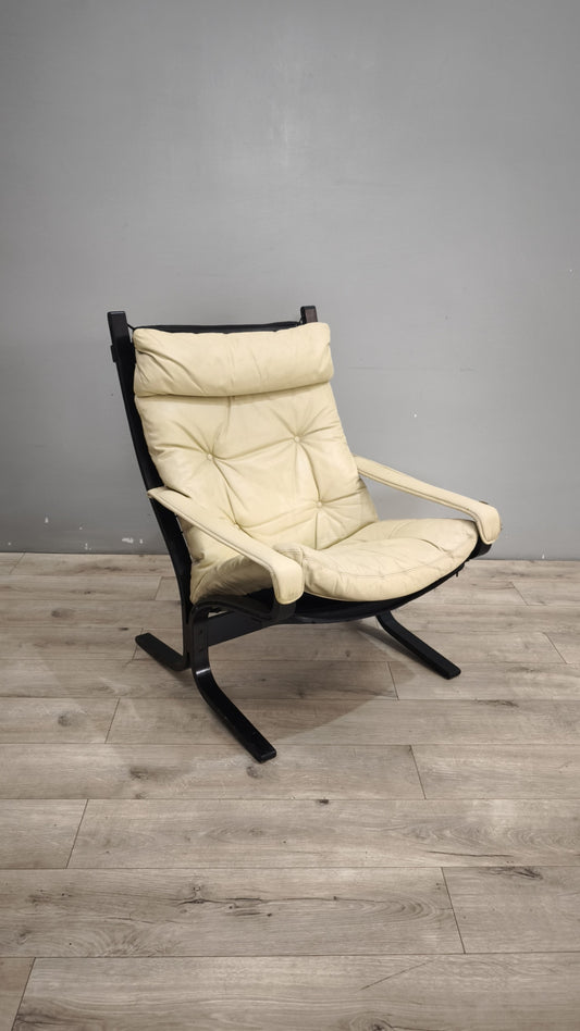 93130 Poltrona lounge modello "Siesta" di Ingmar Relling per Westnofa, 1965