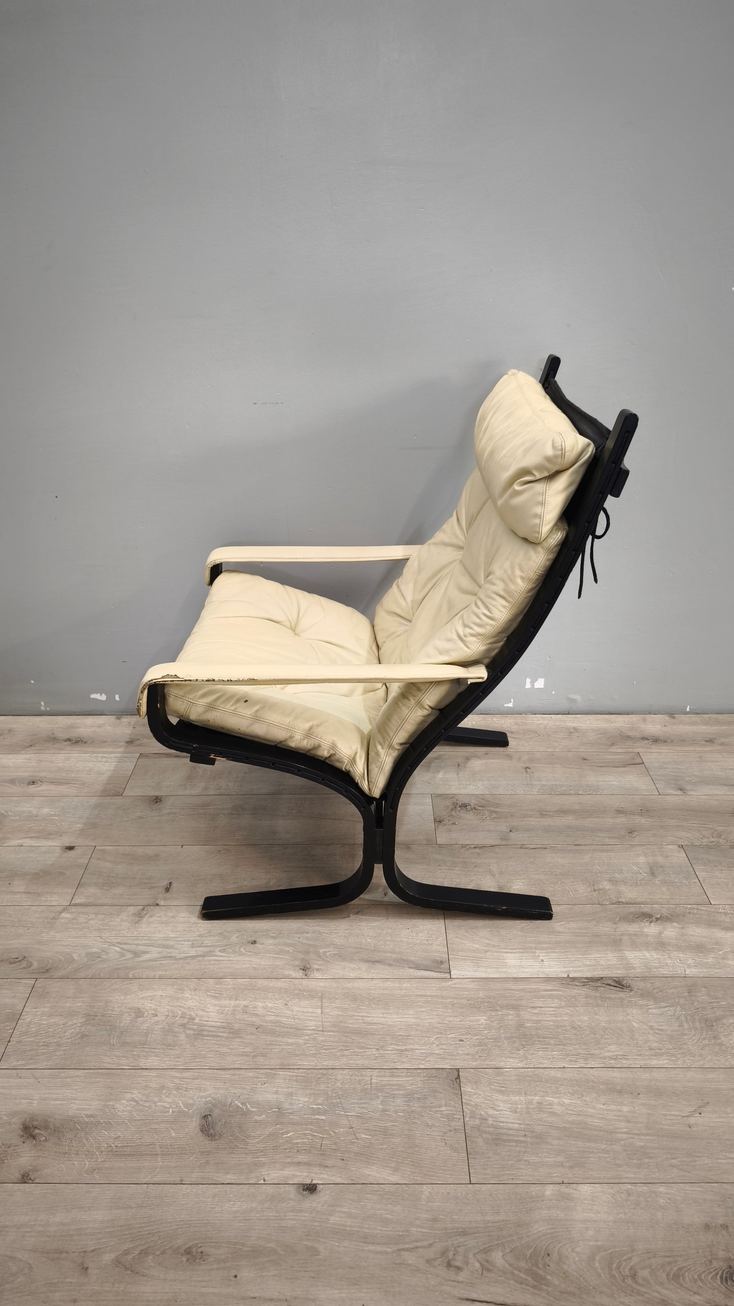 93130 Poltrona lounge modello "Siesta" di Ingmar Relling per Westnofa, 1965