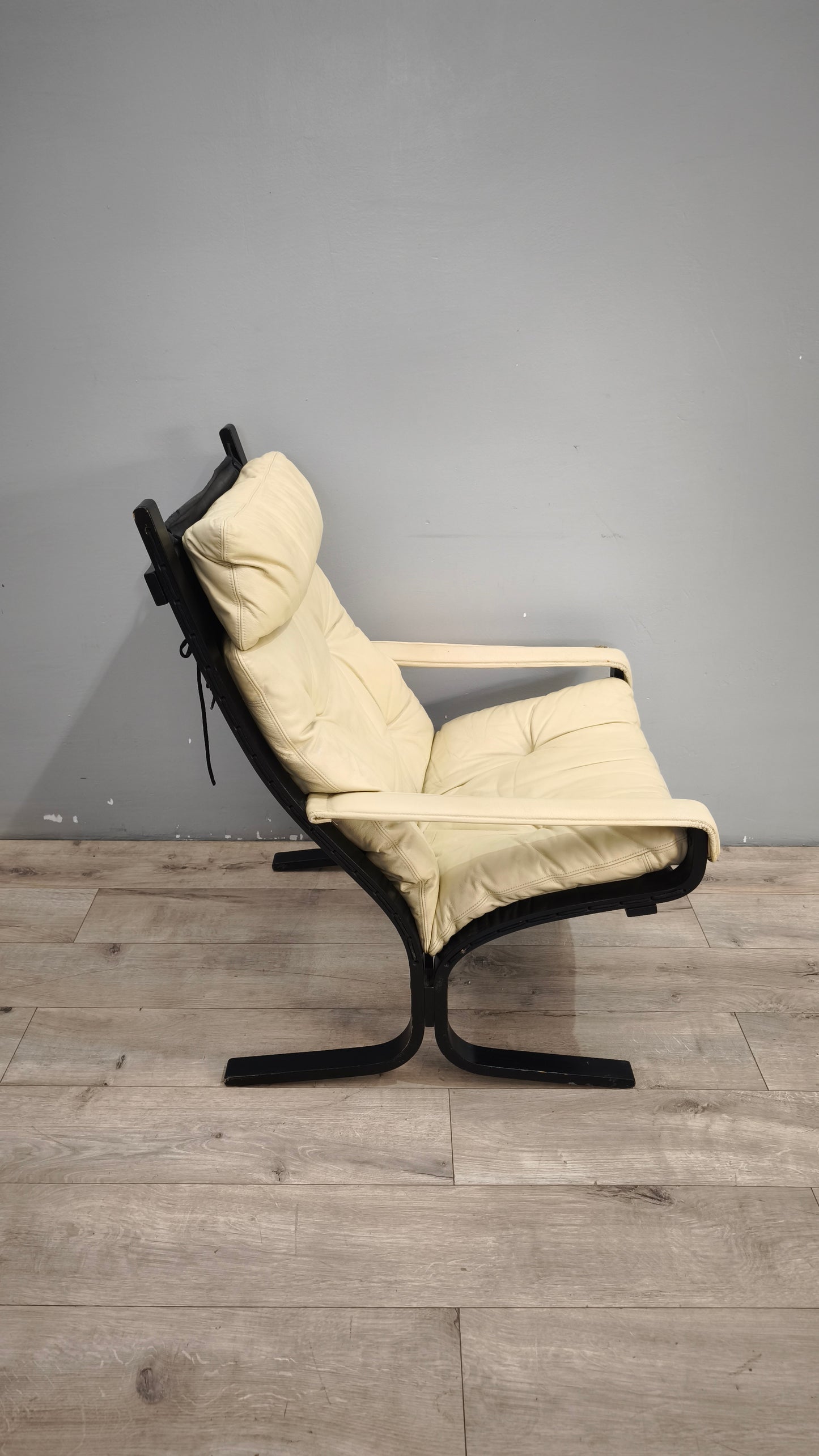 93130 Poltrona lounge modello "Siesta" di Ingmar Relling per Westnofa, 1965