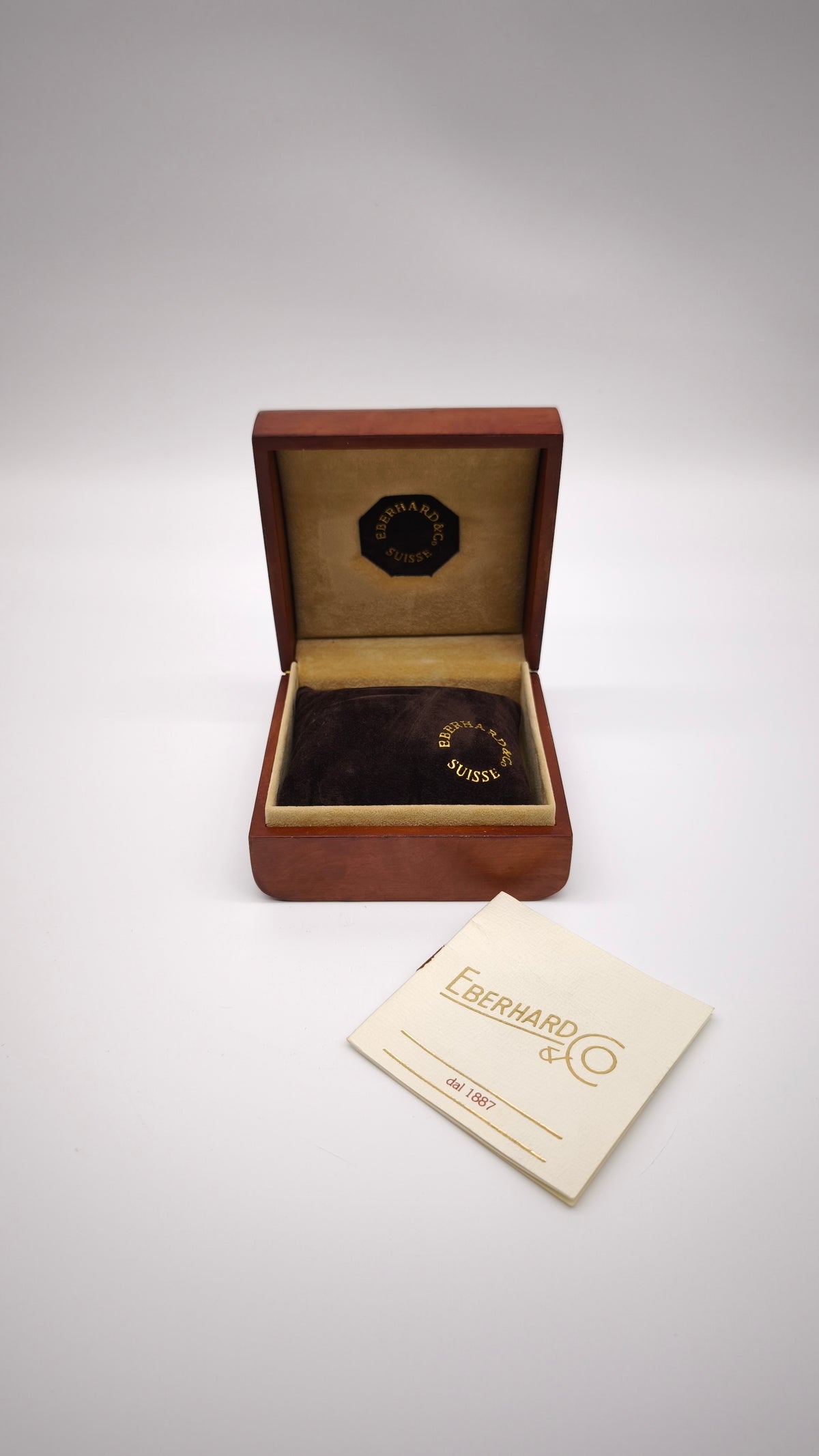 247 Scatola Eberhard & Co. Suisse in legno