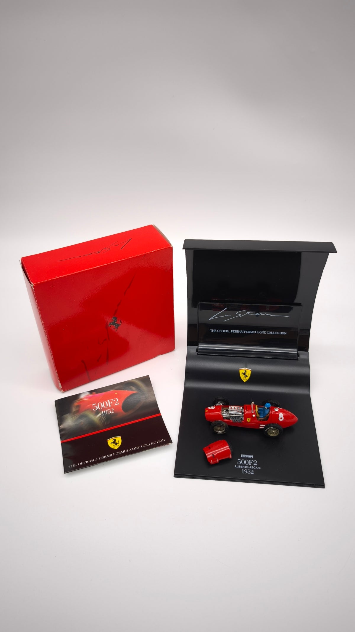 92905 Modellino Ferrari 500 F2 Alberto Ascari 1952, The official Ferrari Formula one collection