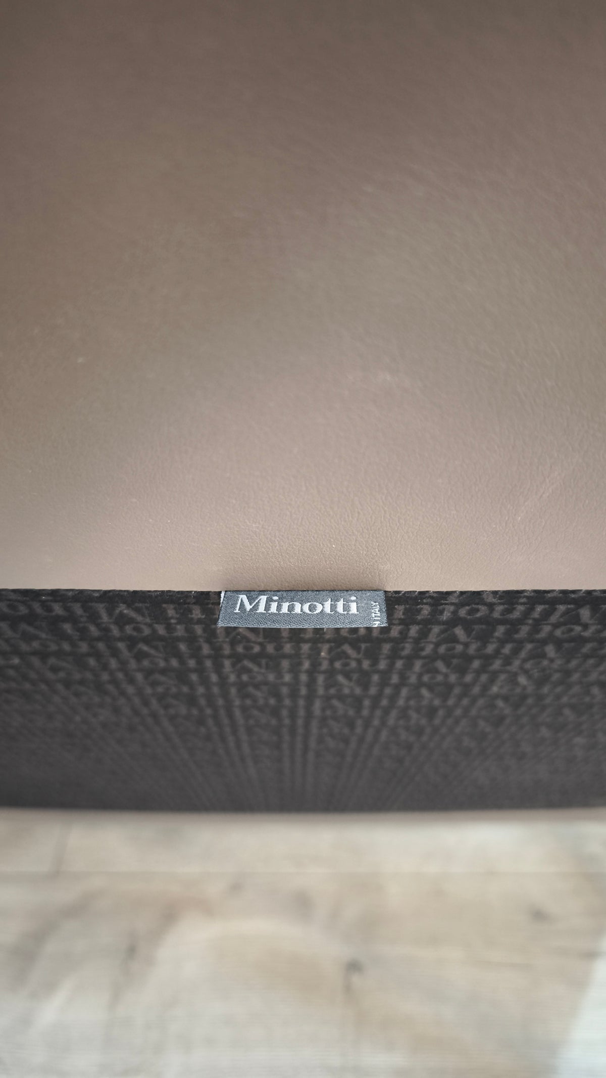 93202 Poltrona vintage Held, Rodolfo Dordoni per Minotti, 2002