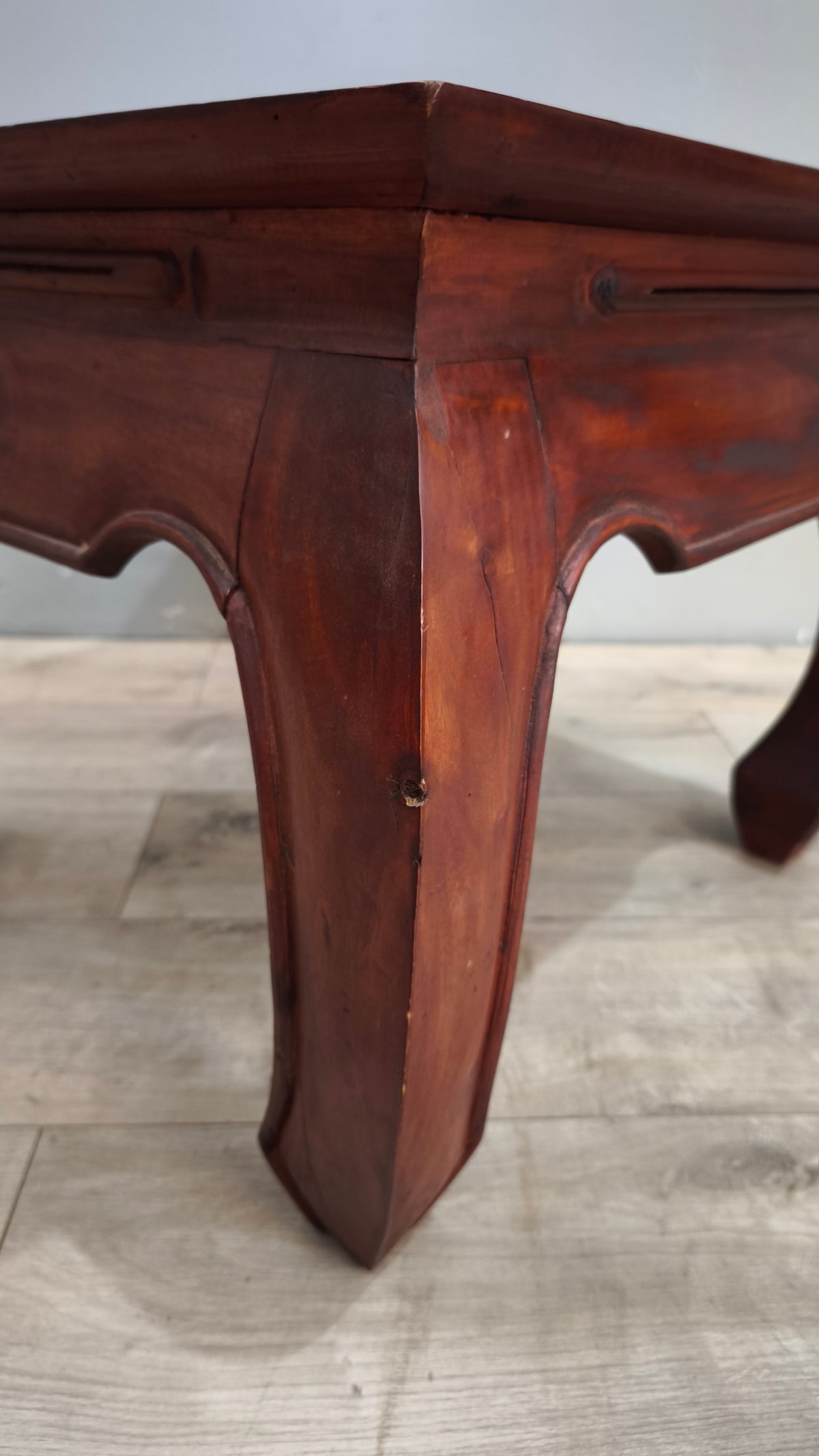 93242 Tavolino da salotto etnico in legno