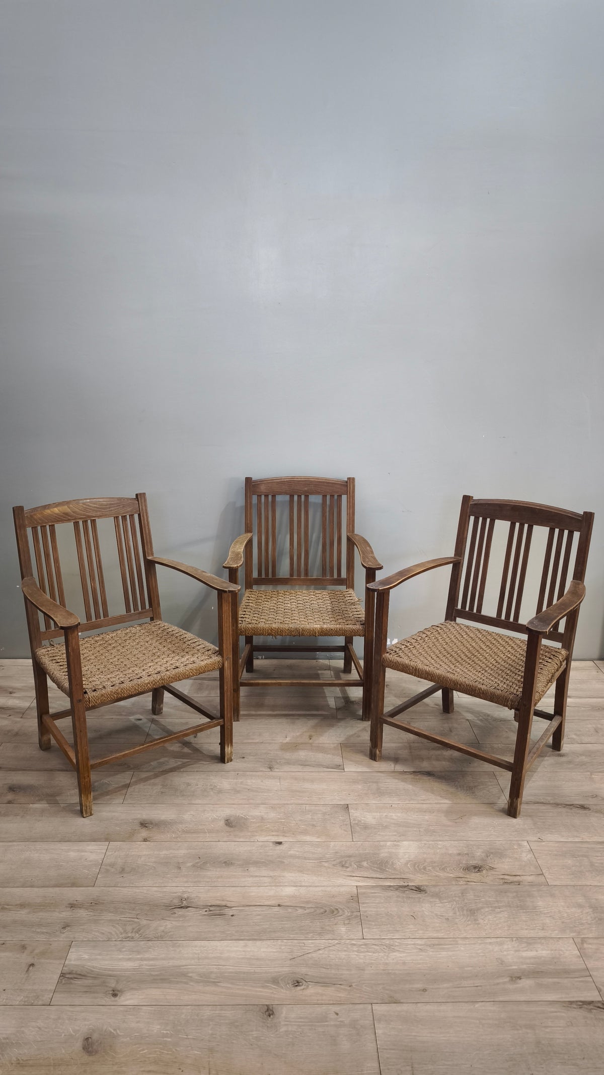 93236 Poltrona in legno e corda