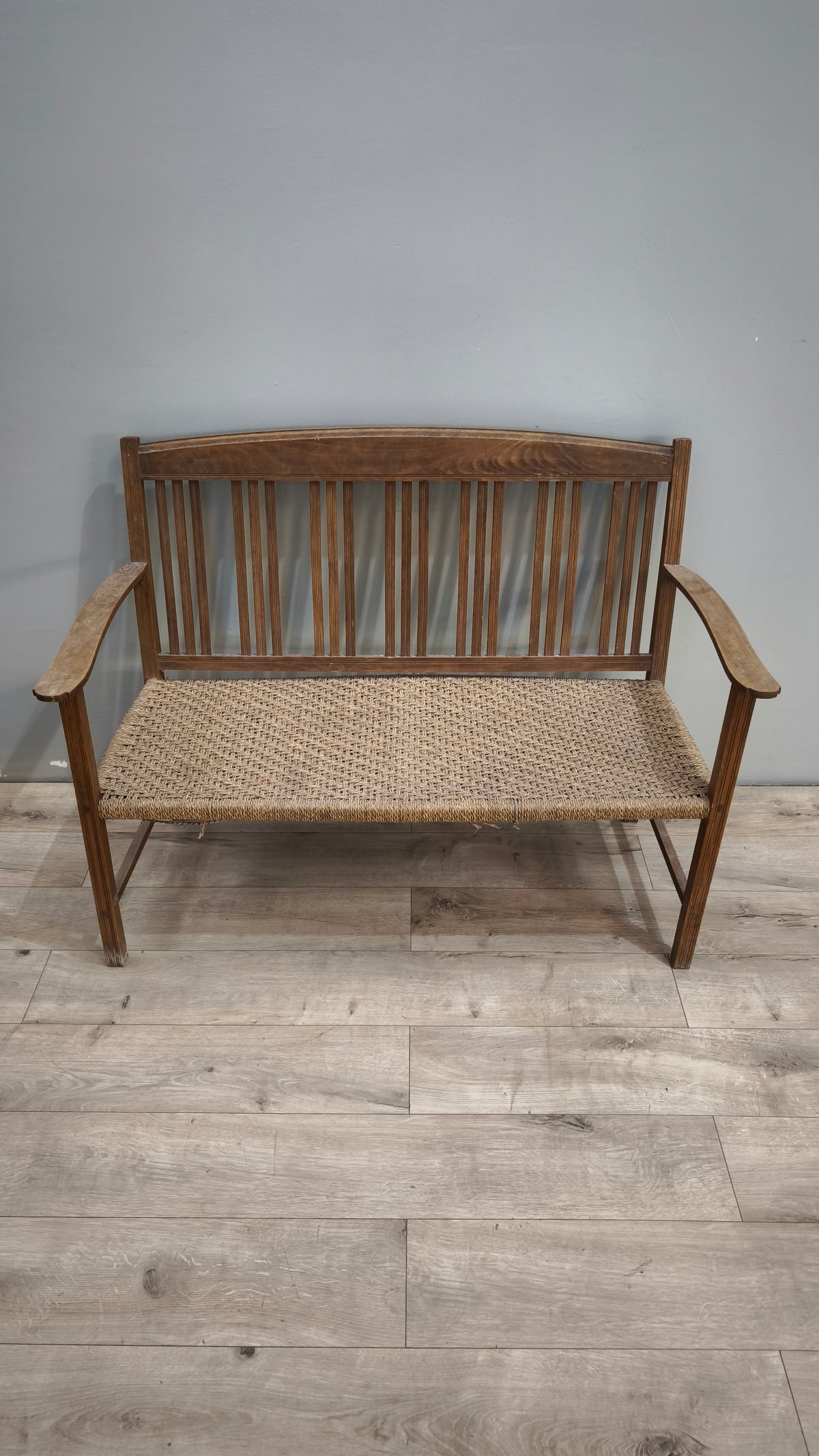 93237 Divanetto in legno e corda