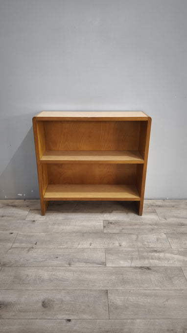 93280 Libreria bassa in legno chiaro