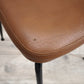 93282 Sedia anni '70 in ecopelle marrone