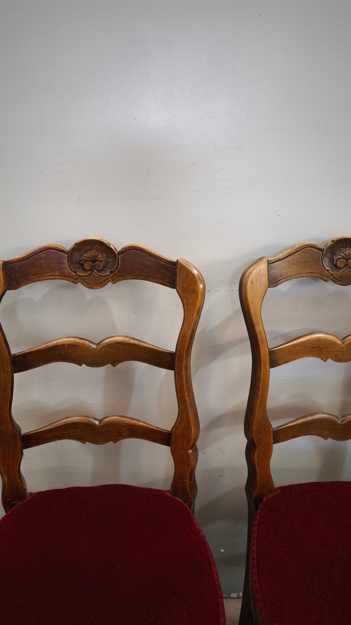93286 Set n 6 sedie stile provenzale con seduta rossa