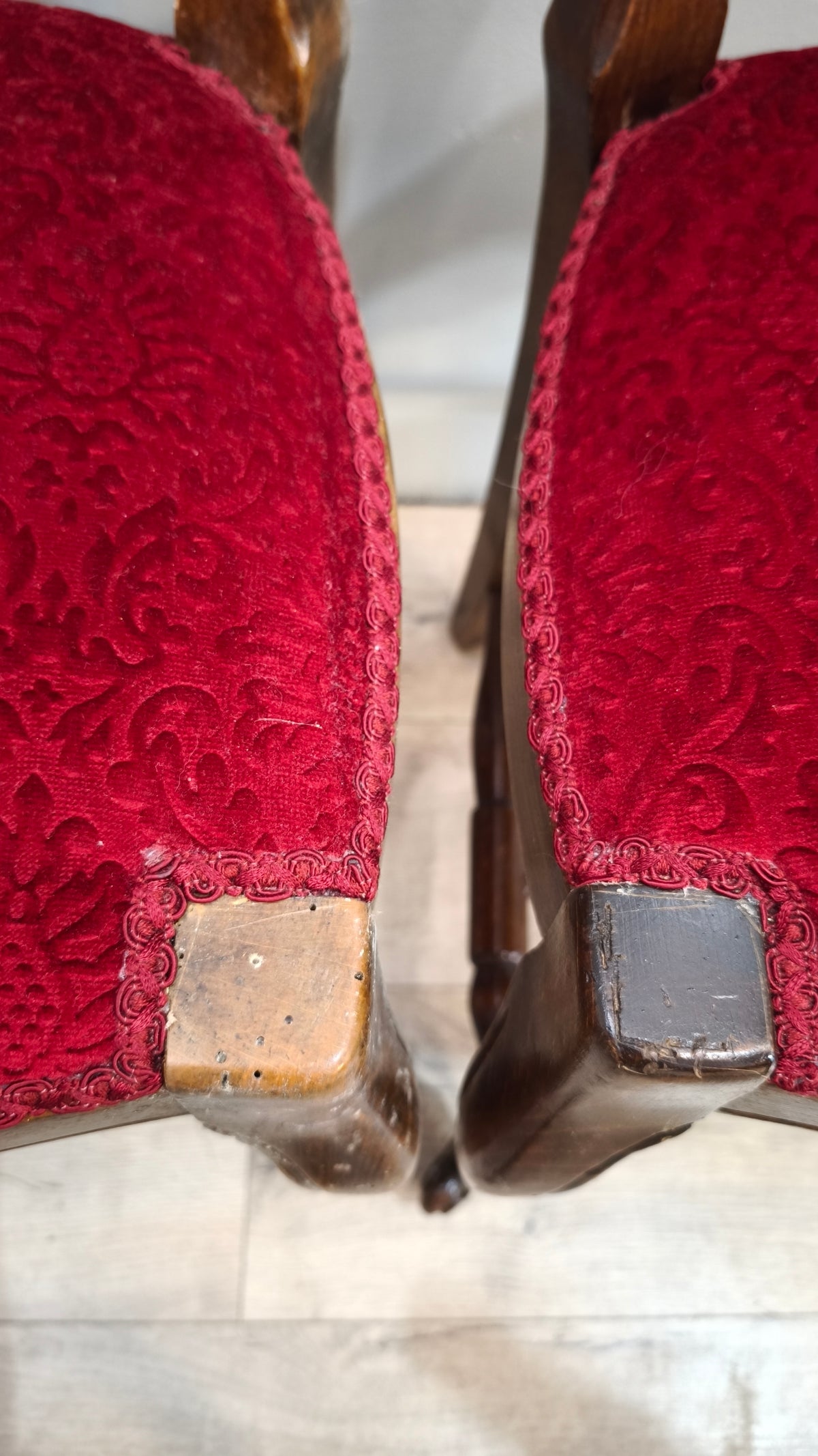 93286 Set n 6 sedie stile provenzale con seduta rossa