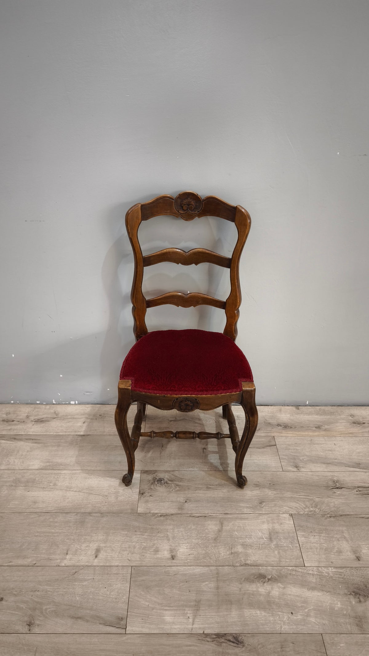 93286 Set n 6 sedie stile provenzale con seduta rossa