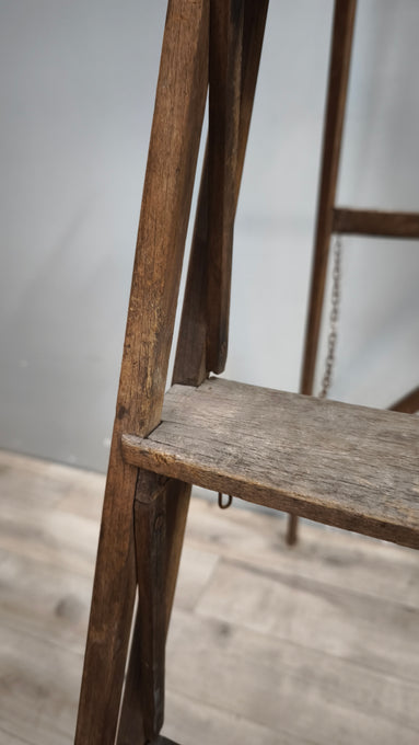 93298 Scalone vintage in legno richiudibile