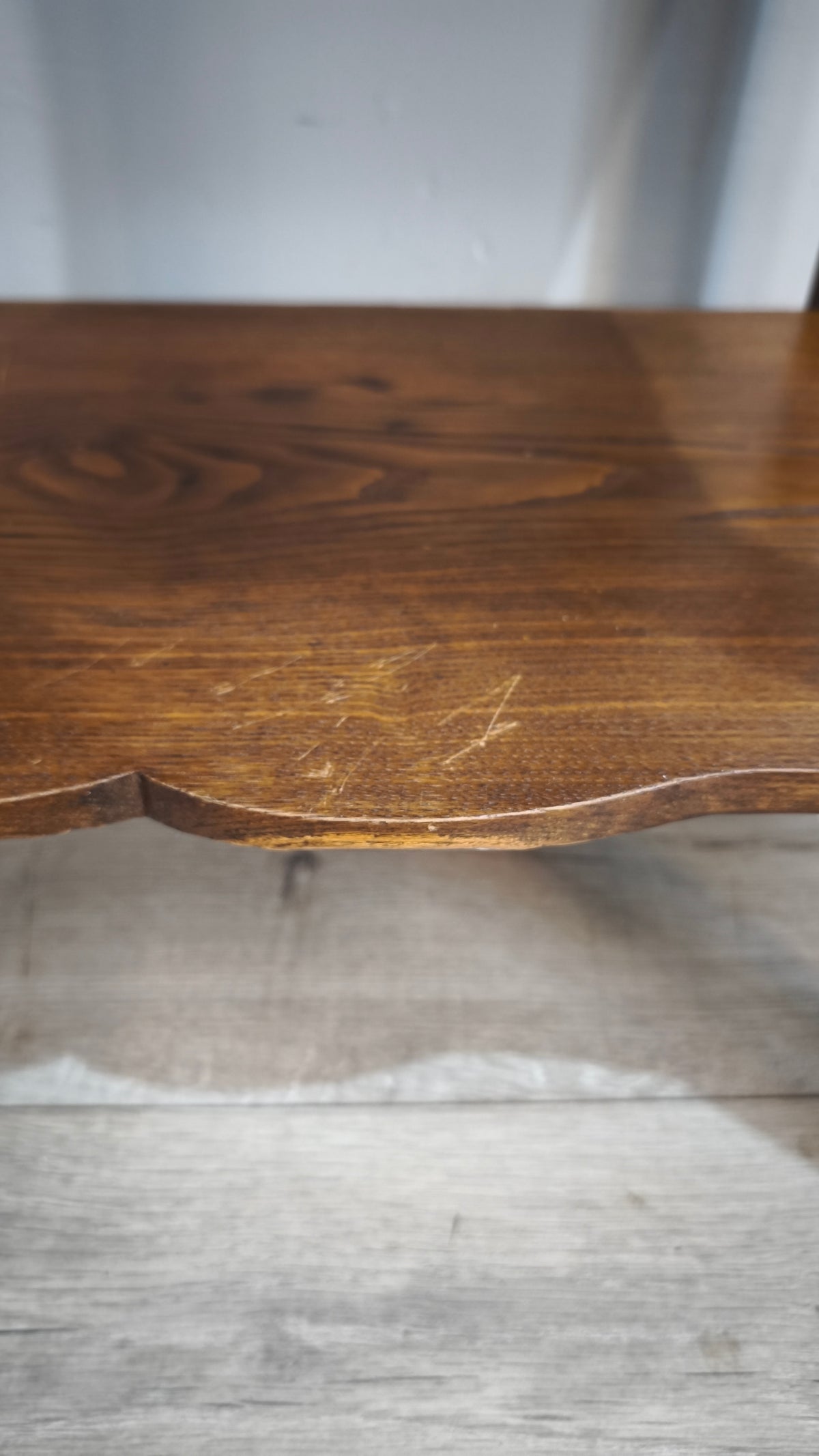 93523 Toletta in legno con piano in marmo e catini