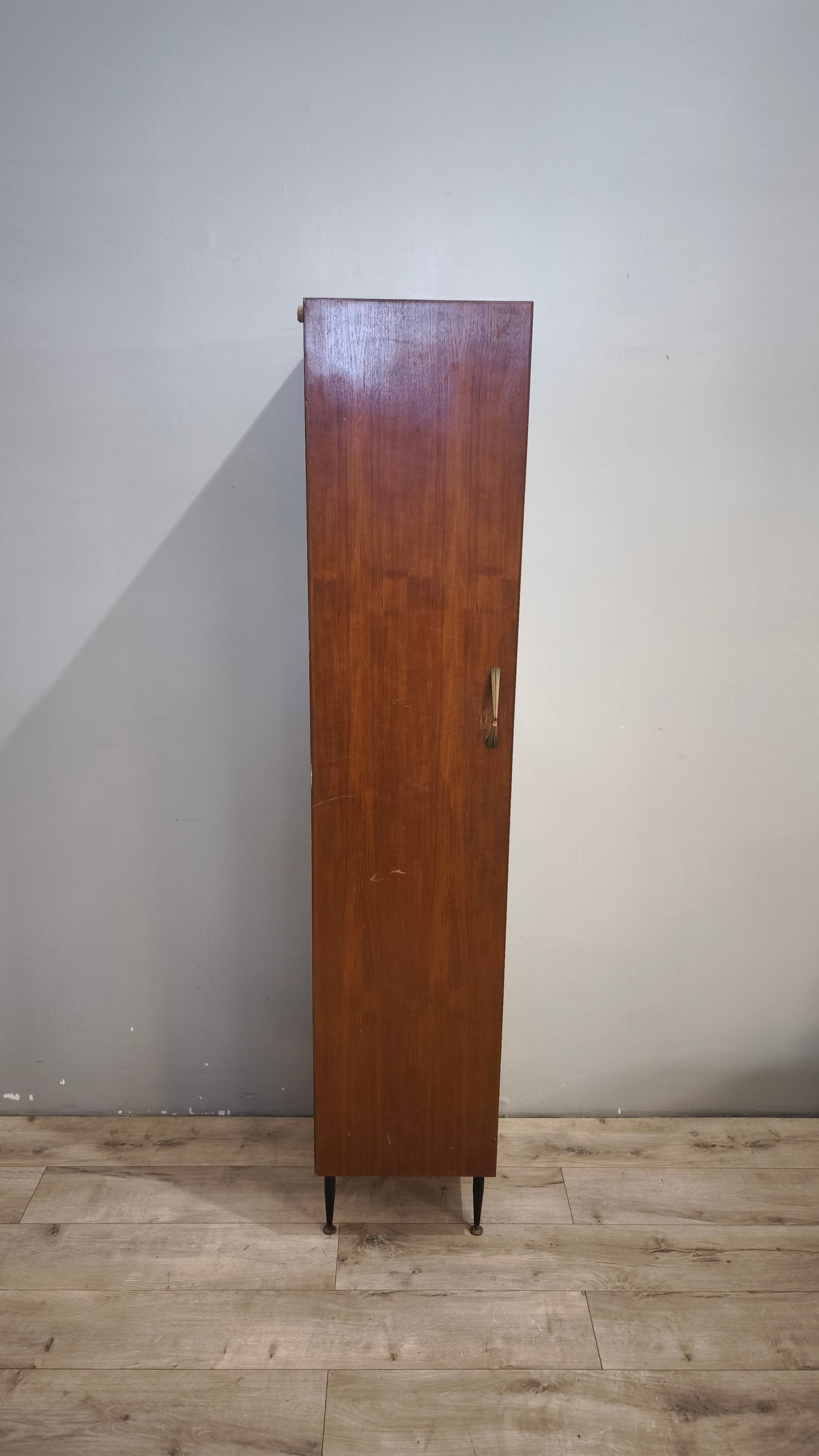 93534 Armadio un'anta stile nordico