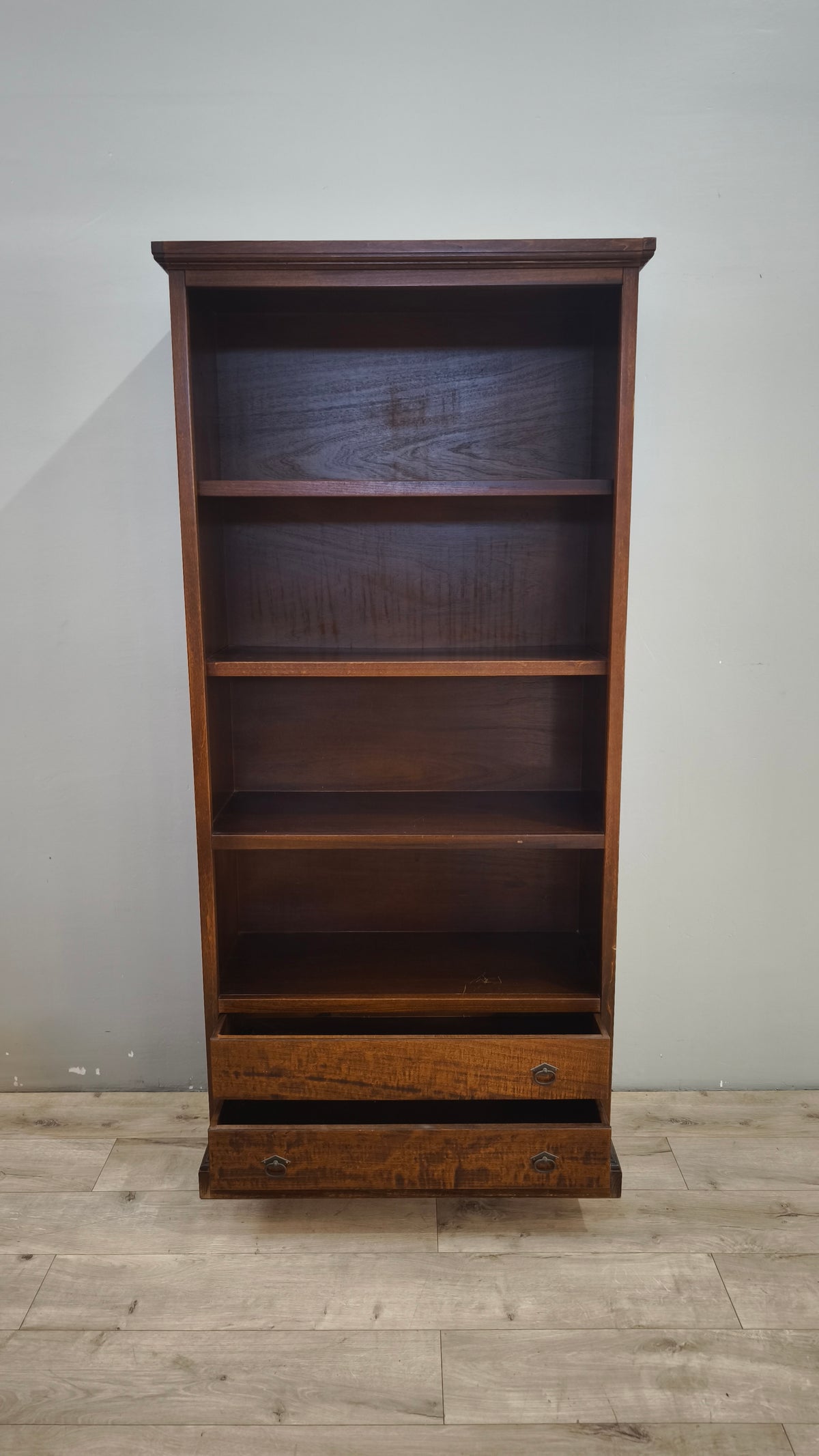 93616 Libreria in legno con cassetti inferiori