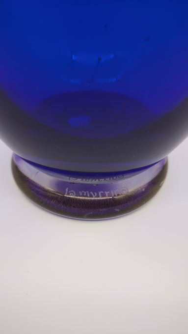 93290 Vaso in vetro soffiato di Murano La Murrina blu con manici dorati