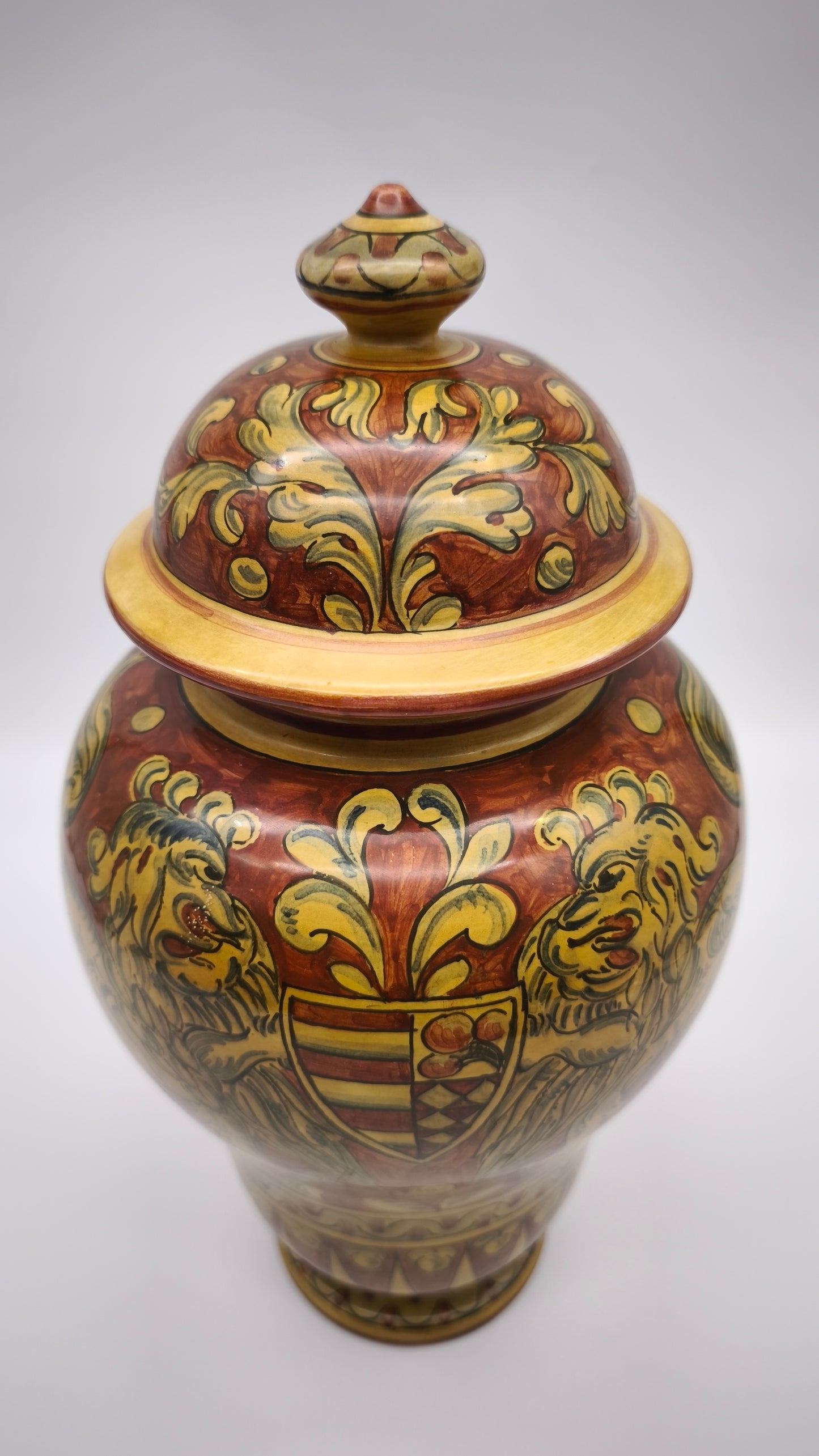 93596 Albarello in ceramica Gubbio Magnanelli