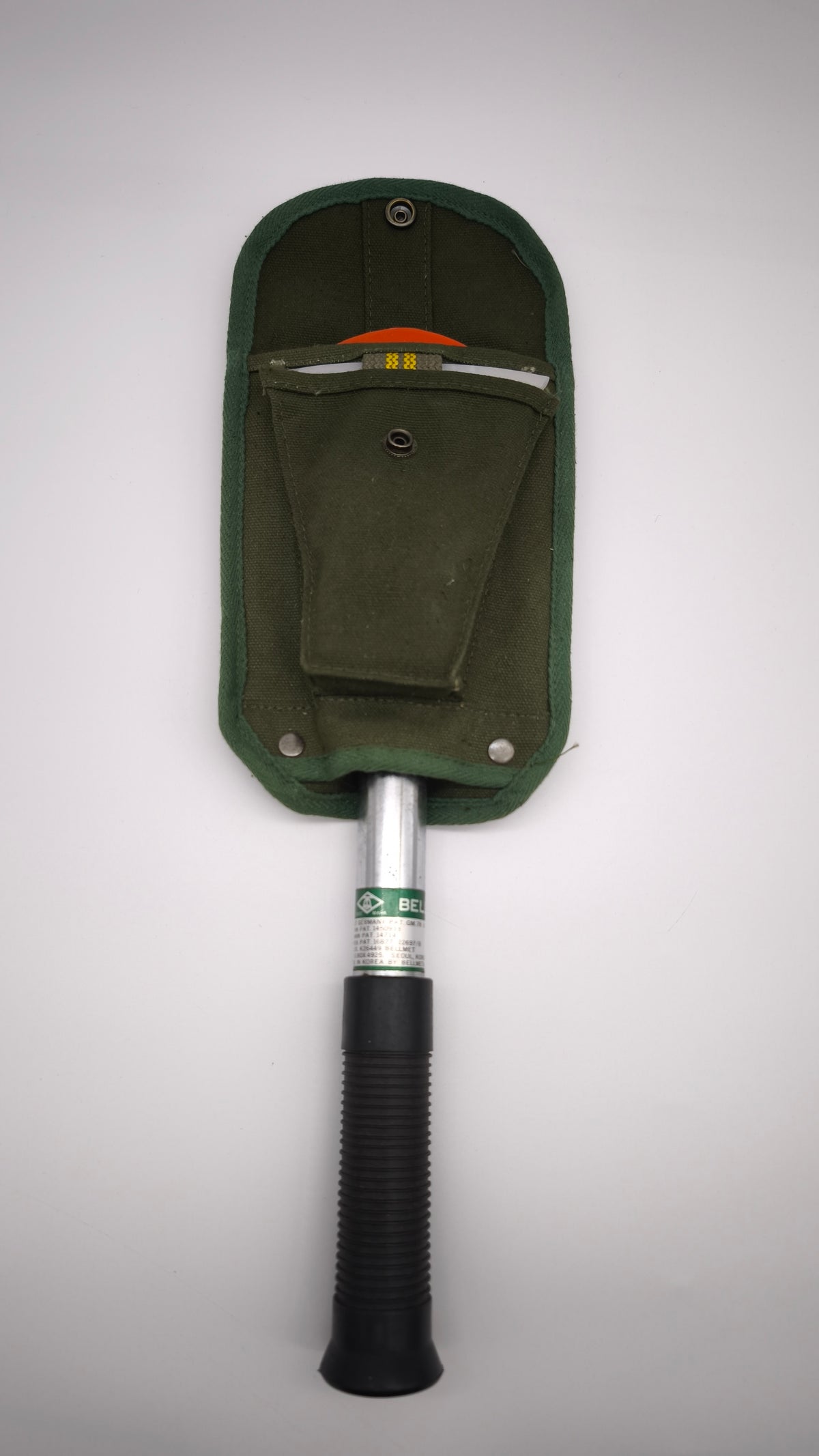 92892 Pala accetta Bell con custodia