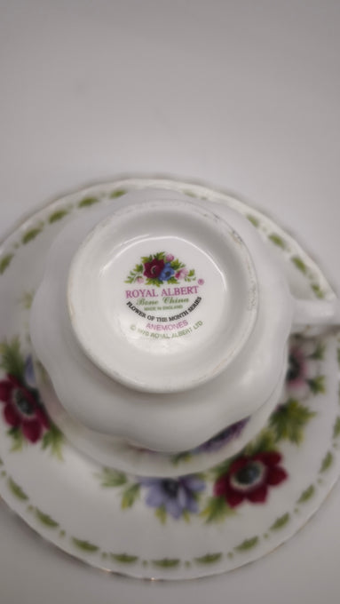 93629 Tazza da tè in ceramica Royal Albert, Flower of the month series, Anemones, March