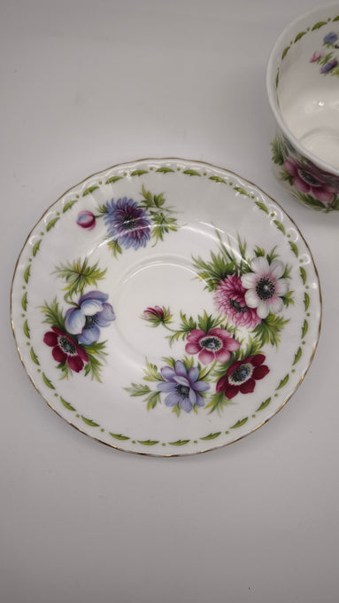 93629 Tazza da tè in ceramica Royal Albert, Flower of the month series, Anemones, March