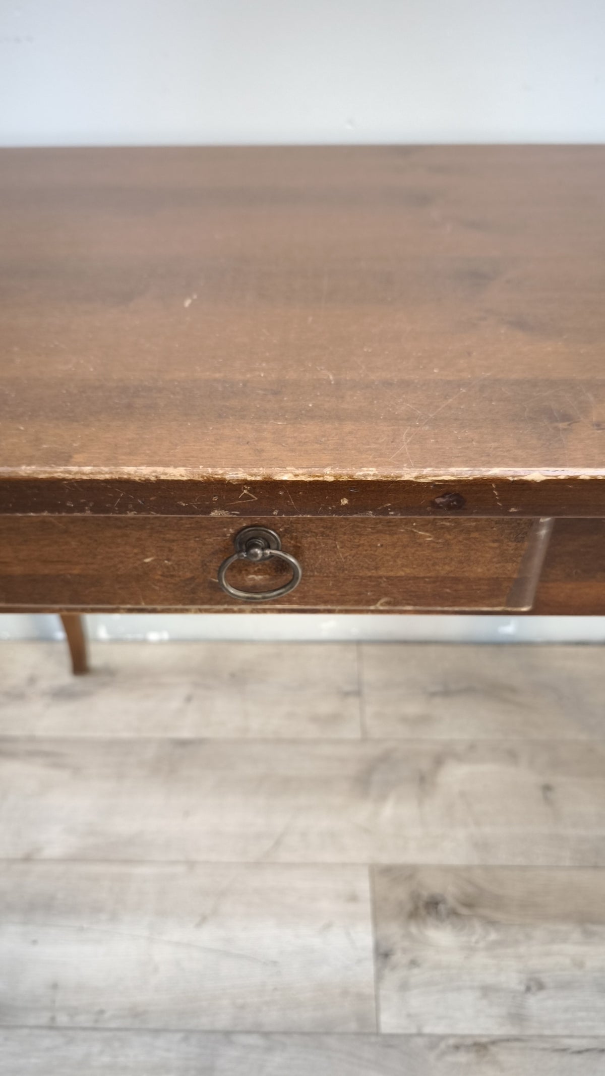 93653 Scrivania in legno con due cassetti frontali