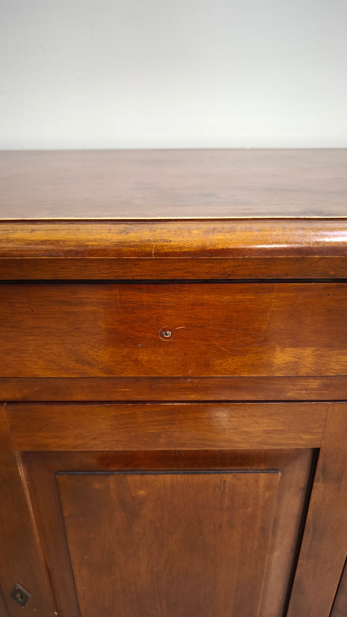93656 Servante in legno tre sportelli e tre cassetti