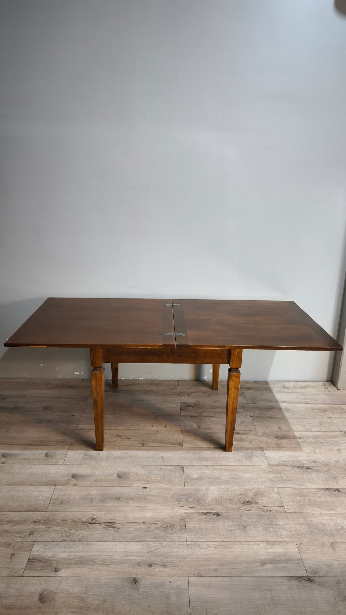 93659 Tavolo allungabile in legno con piano a libretto