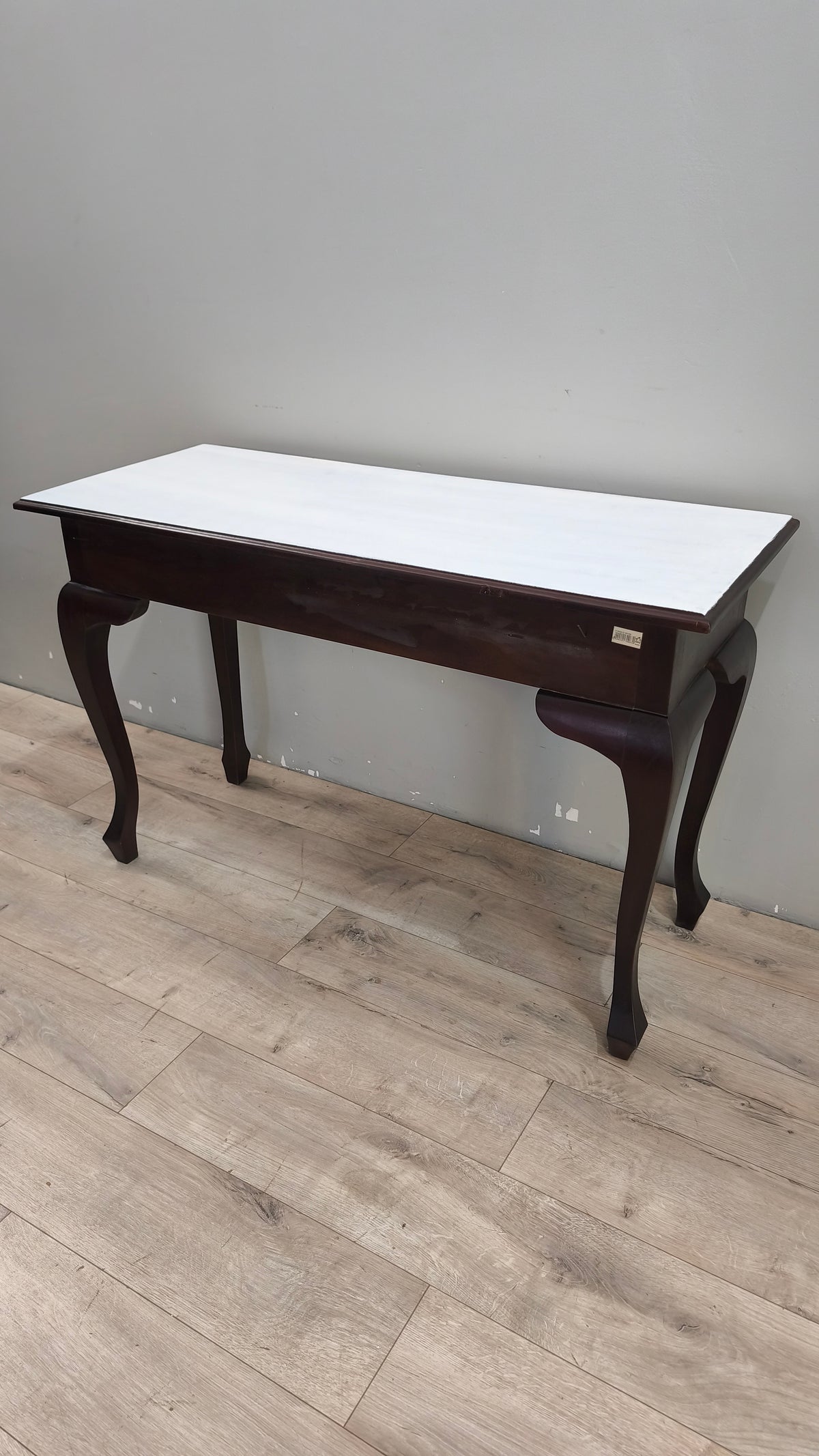 93652 Scrittoio in legno con piano e cassetti bianchi