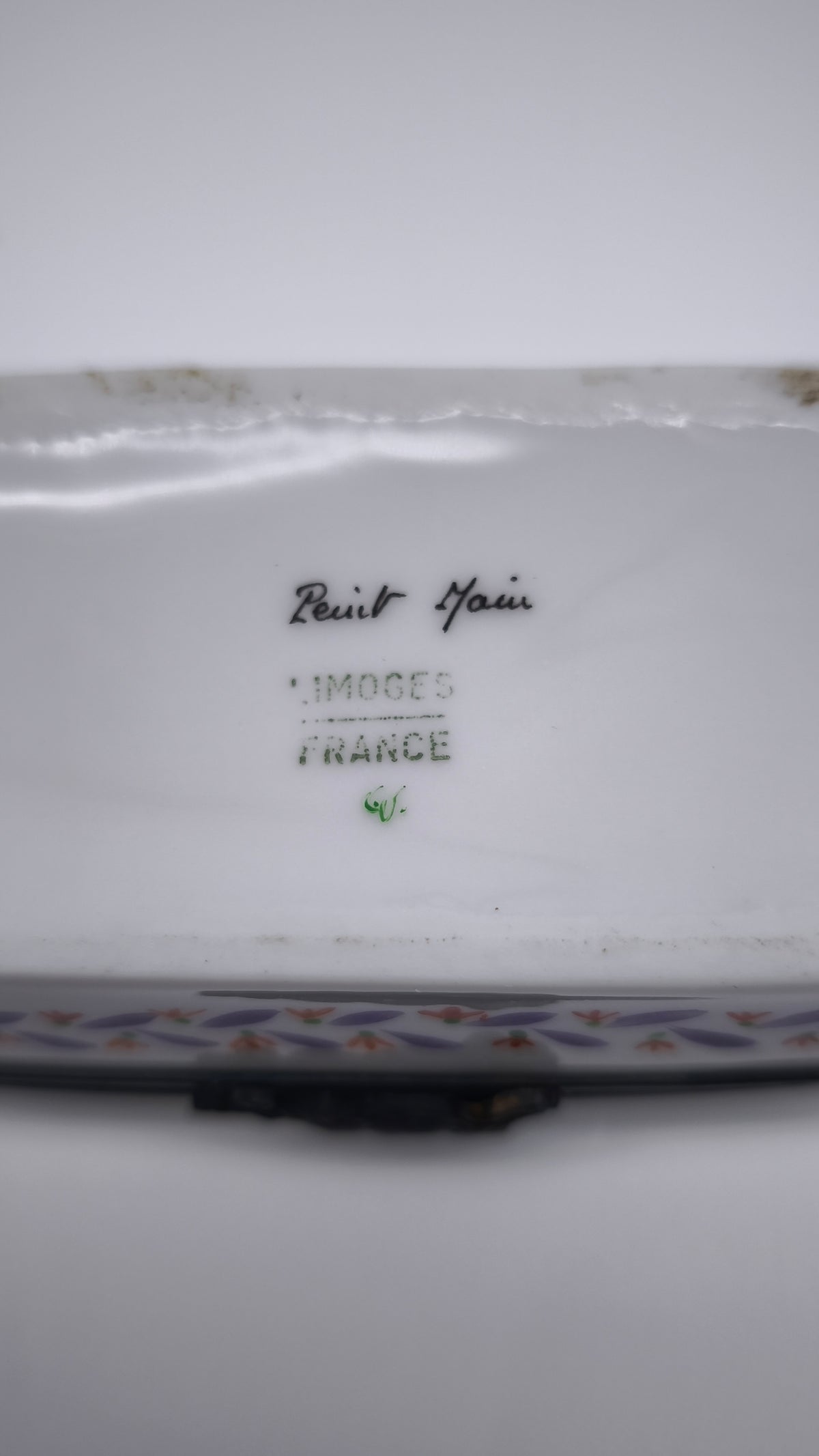 93750 Scatolina porta francobolli in ceramica Limoges