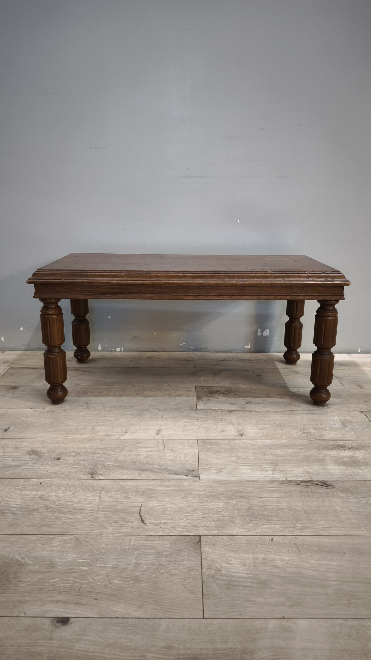 93737 Tavolo da salotto in legno con piano rettangolare
