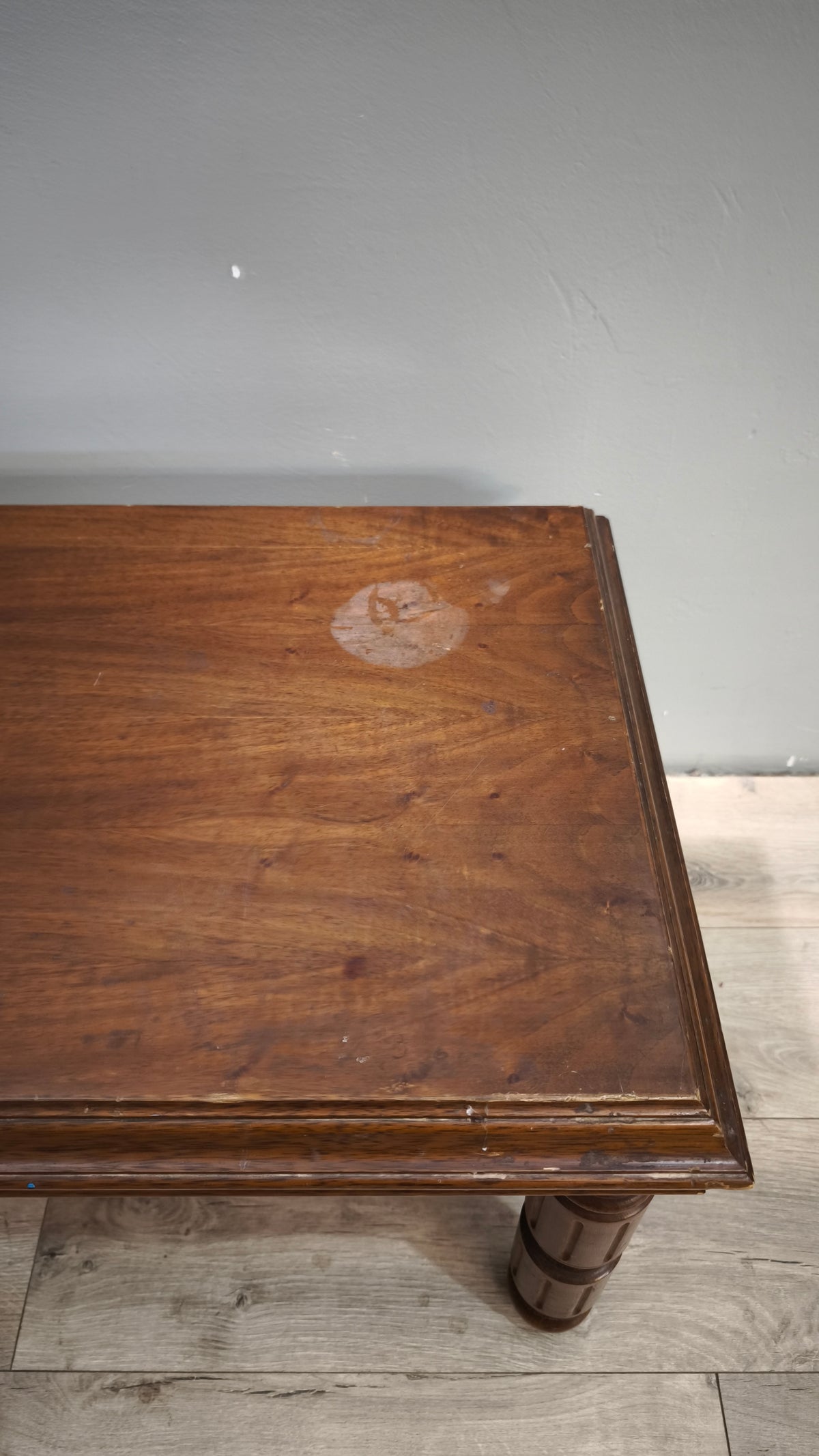 93737 Tavolo da salotto in legno con piano rettangolare