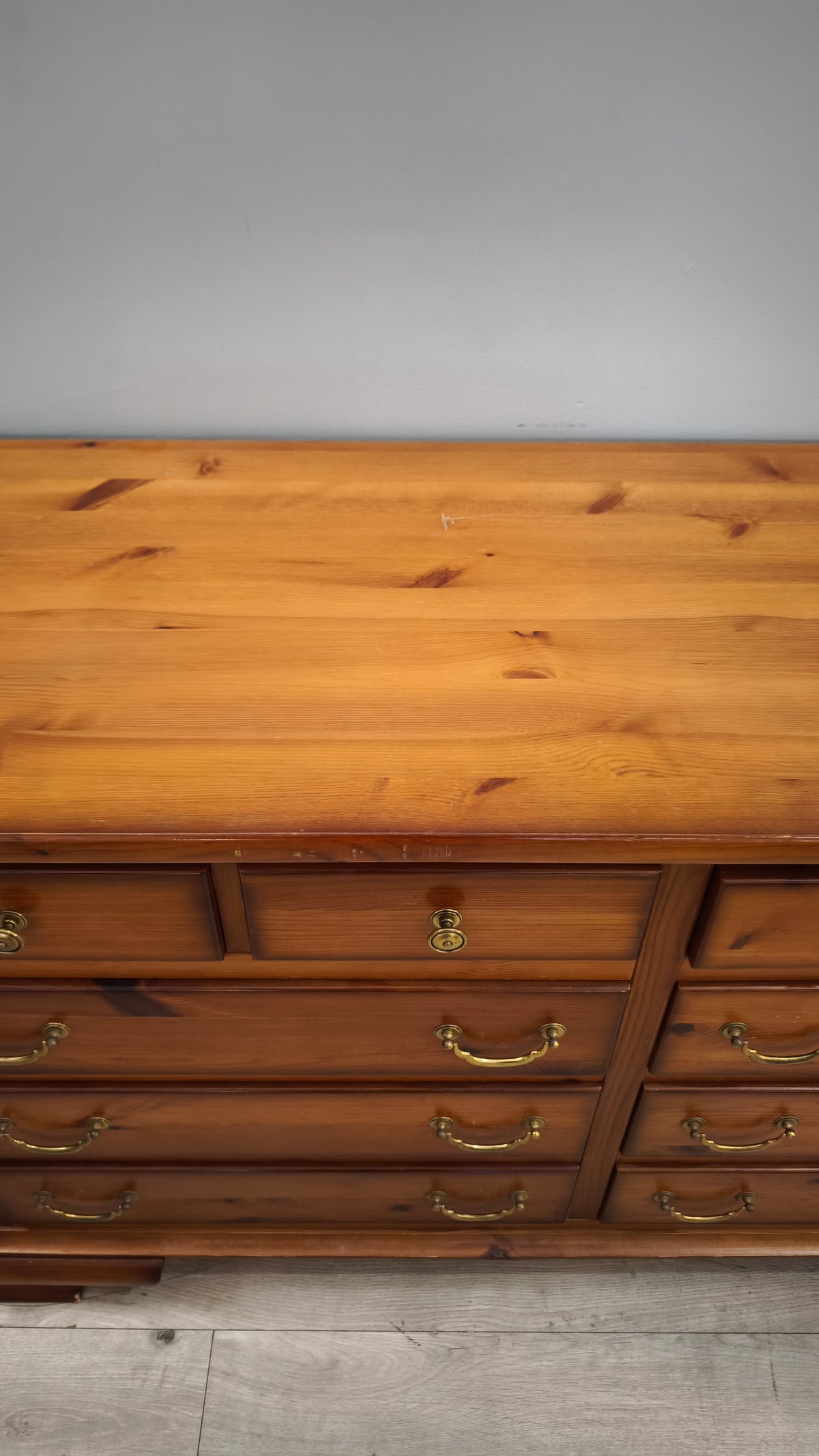 93689 Cassettiera in legno di pino con 10 cassetti