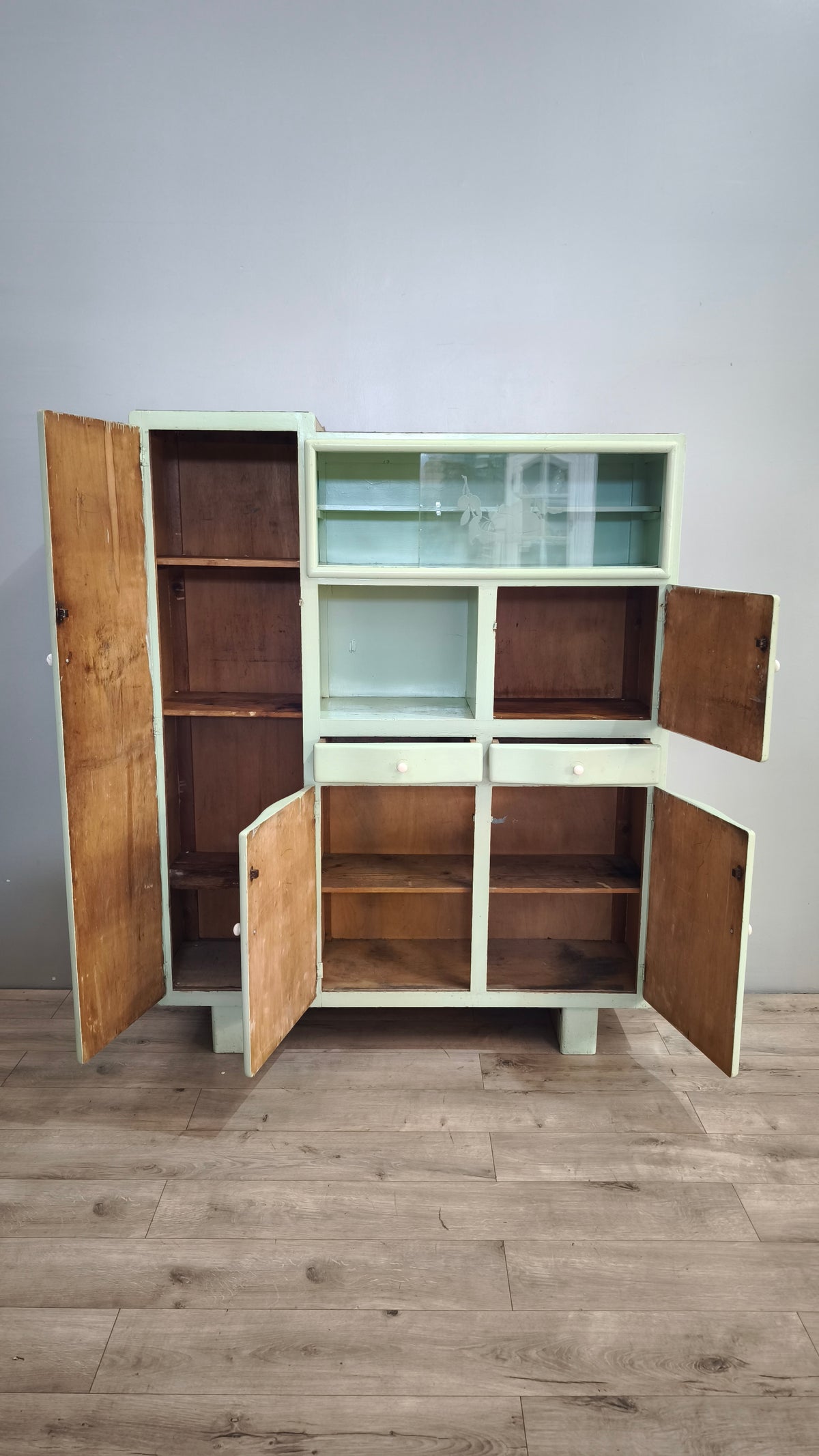 93952 Credenza anni '50 dipinta verde