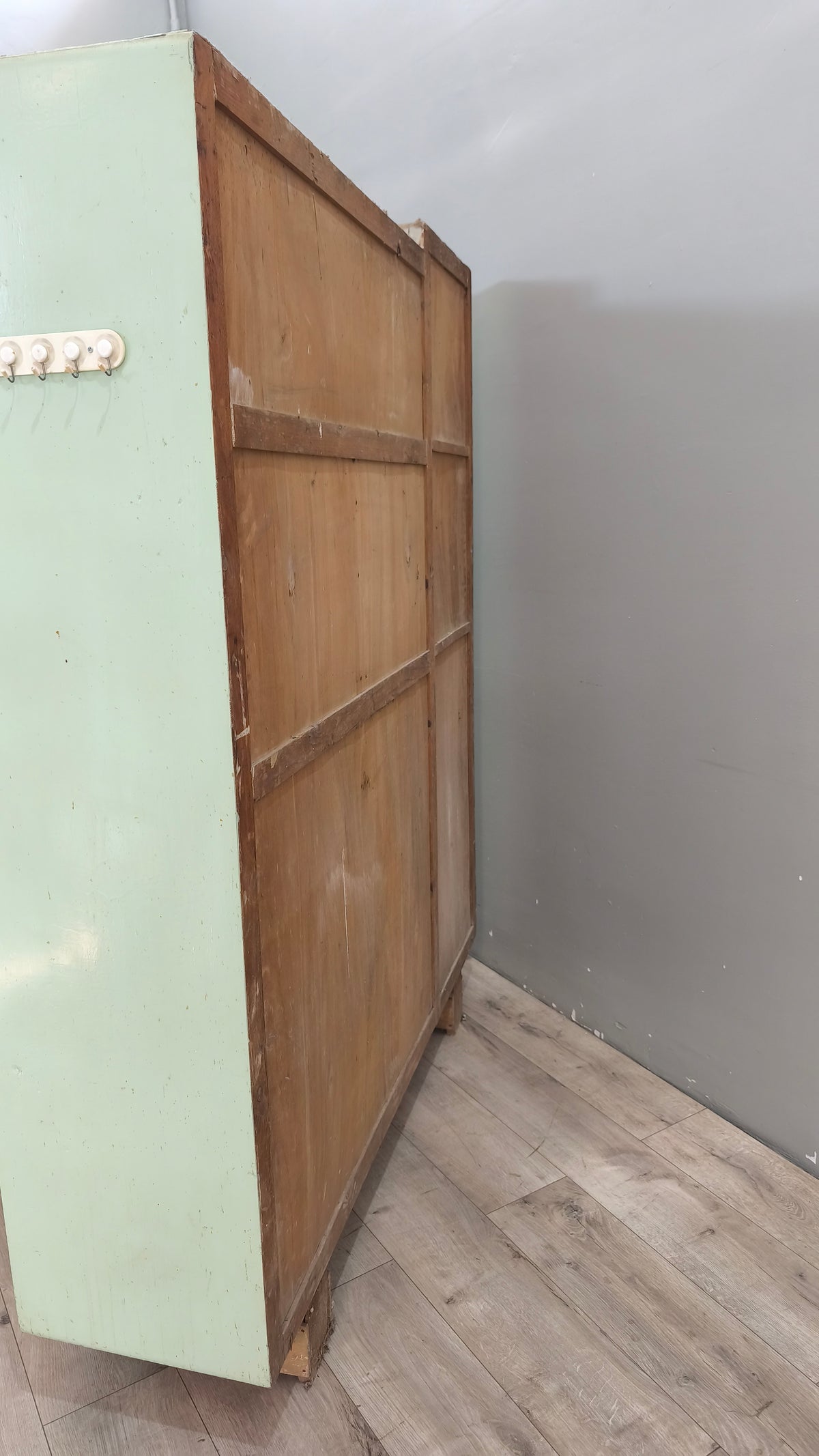 93952 Credenza anni '50 dipinta verde