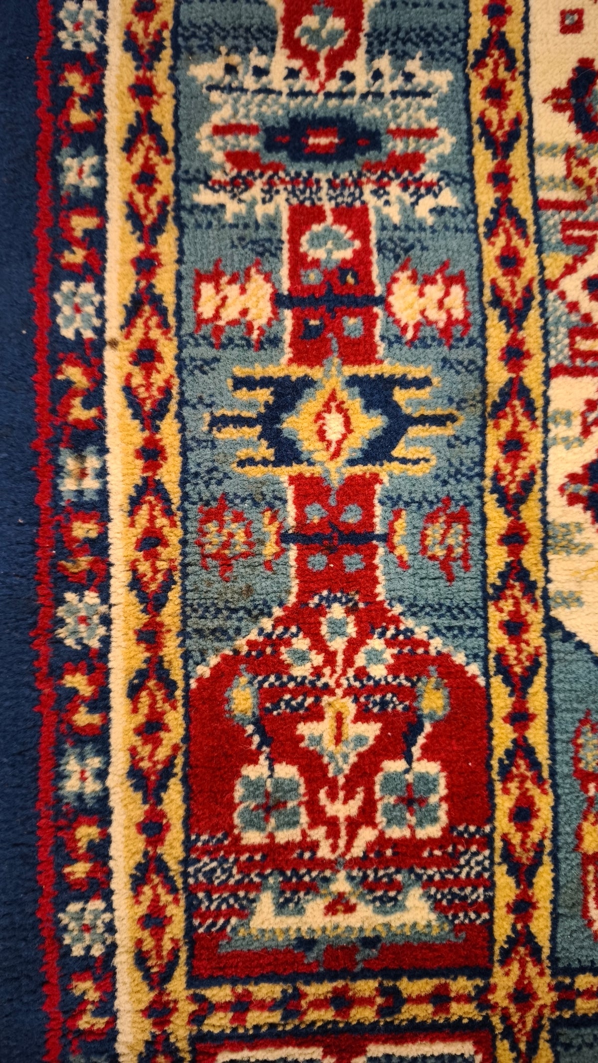 93921 Tappeto in fibra naturale blu e rosso con decoro a motivo floreale 120cm x 176cm
